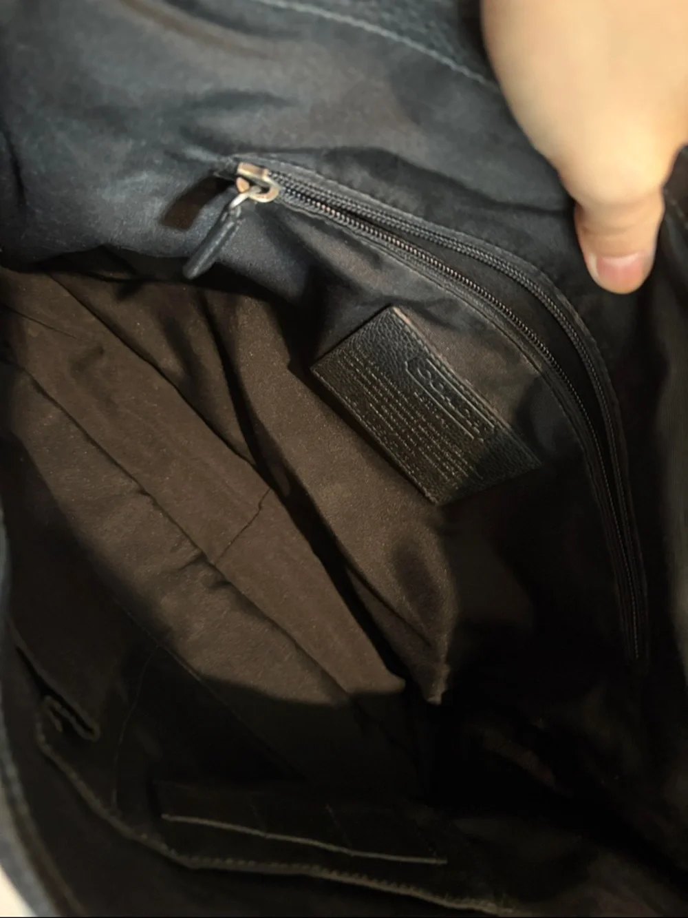 Coach Black Leather Laptop/ Messenger Bag - Picture 12 of 15